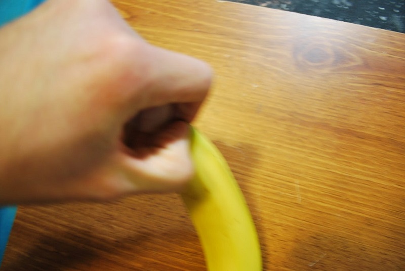Отщипывание верхушки банана