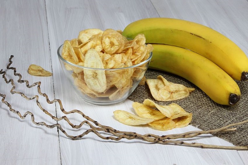 Польза и вред банановых чипсов